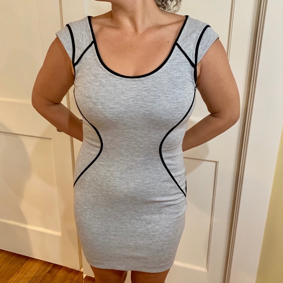 Express Sexy Midi-dress Thick Fabric - Picture 3 of 13